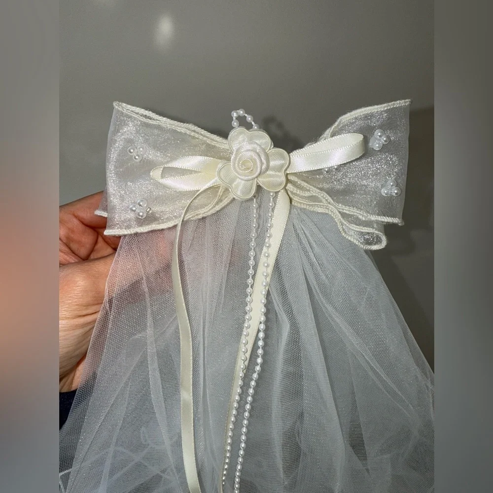 New Girls Flower Girl / Communion Veil with Satin Bow & Pearl Detail